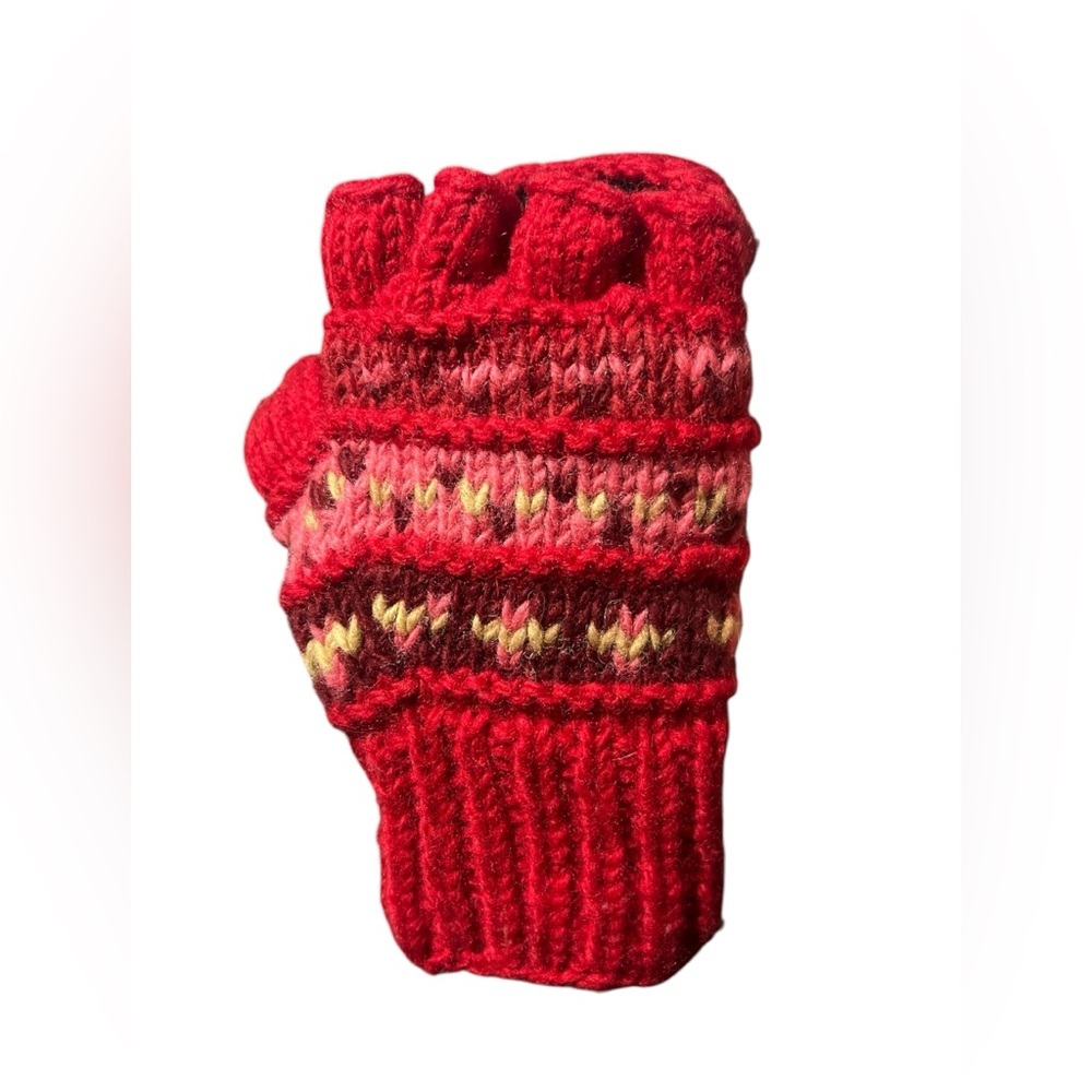 Turtle Fur Red Knit mittens - Picture 4 of 5
